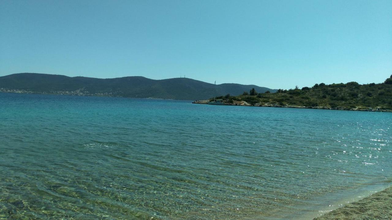 Iliakti Relaxing Seaside Salamina Exterior foto